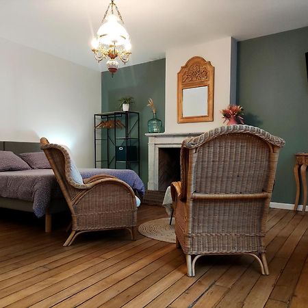 Bed and Breakfast Le Relais Napoleon Avesnes-sur-Helpe Exterior foto